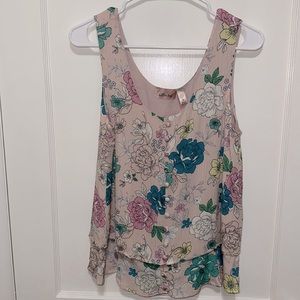 NWT willow-root super cute tank top!